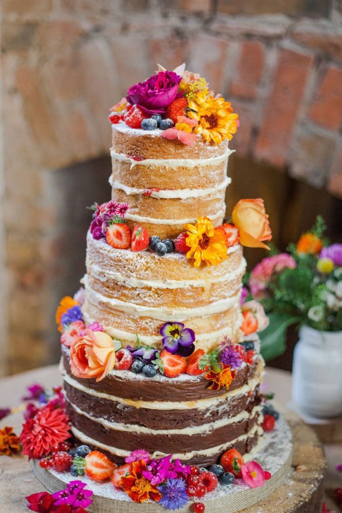 Goli svadbeni torti
